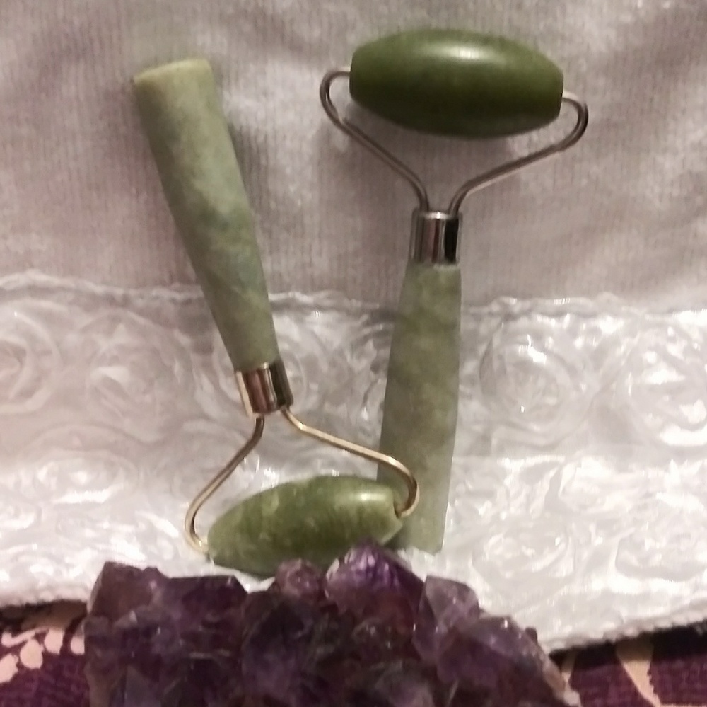 Jade Facial Massage Roller
